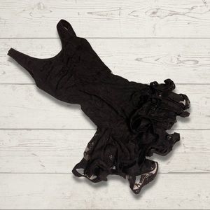 Dancer lace dress